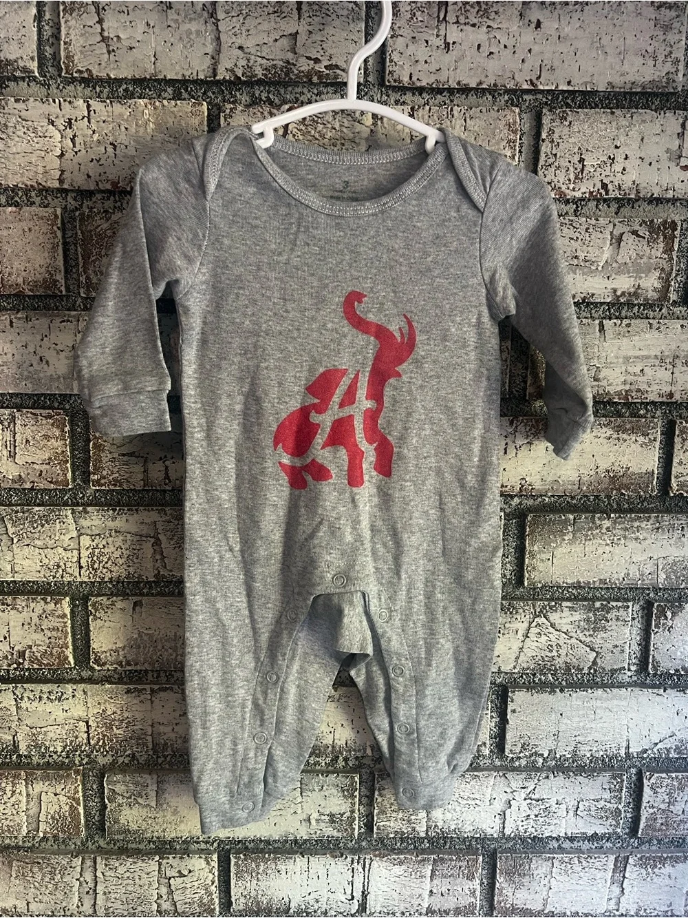 Gray Baby One-Piece with Red Elephant Graphic Alabama roll tide 3 M